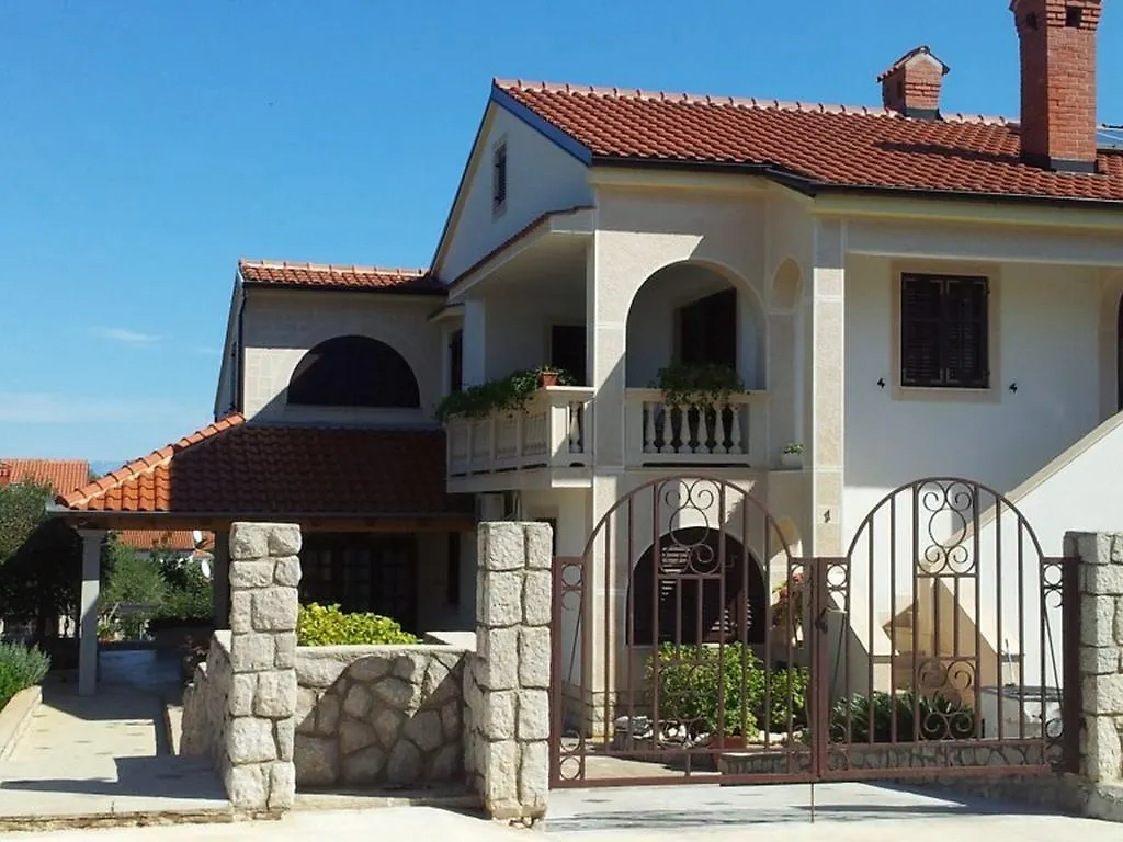 Apartments Franjo Mali Lošinj 0*,