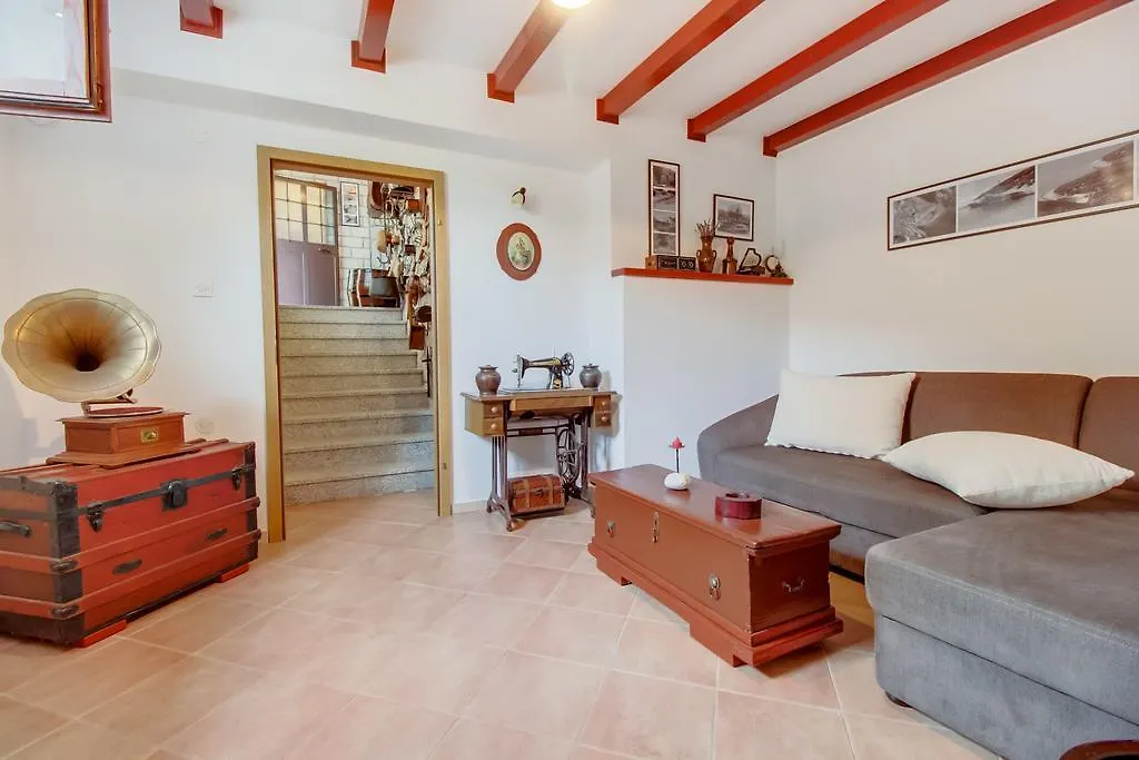Apartments Franjo Mali Lošinj